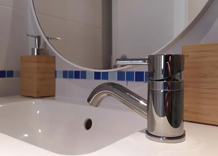 Apartment Sherryflat Trebol - Parking